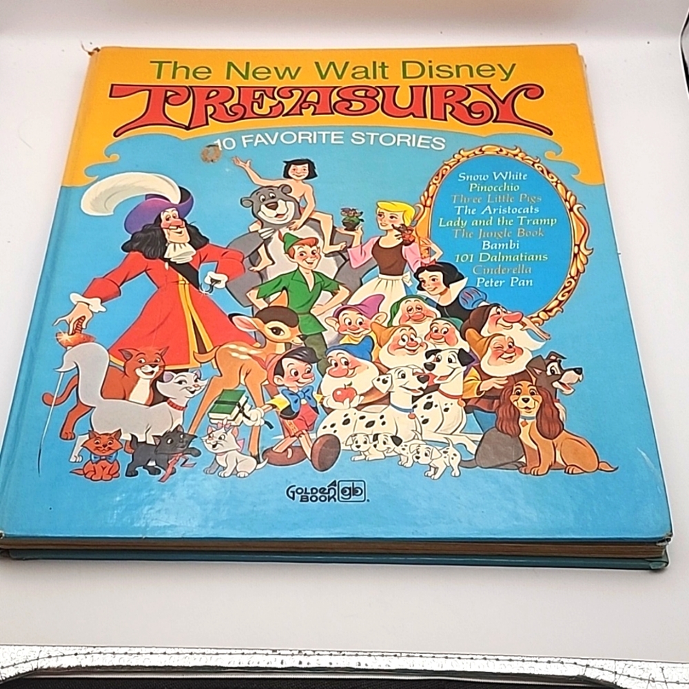 Vintage The New Walt Disney Treasury 1971